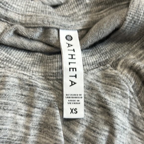ATHLETA Mindset Sweatshirt Grey Heather Relaxed Soft Sz XS - Picture 9 of 11